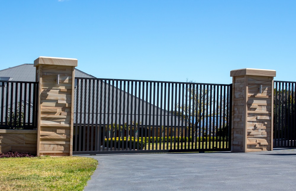 Vehicle entrance gates